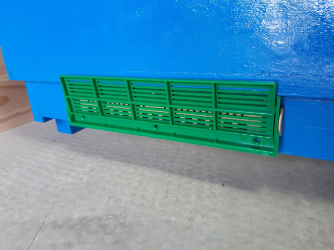 Льотковий загороджувач з прилітною дошкою Портал 250