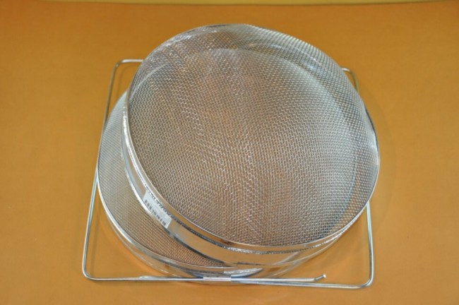 Фільтр для меду 300 мм оцинков.