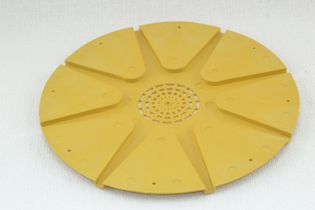 Бджоловидаляч 8-ходовий пластиковий