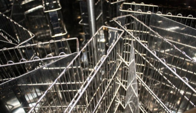 Медогонка 8-рамкова автоматична напівповоротна (ремінний привід) на рамку Дадан, Ø 900 мм 8HABN