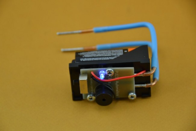 Сигналізатор рівня наливу меду