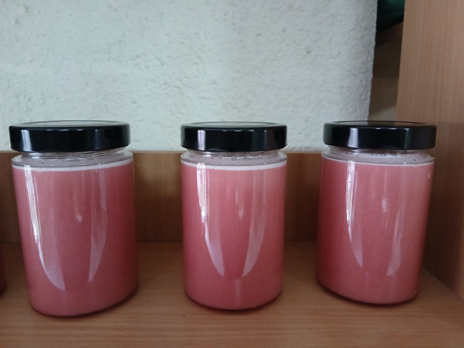 Крем-мед із сублімованою малиною